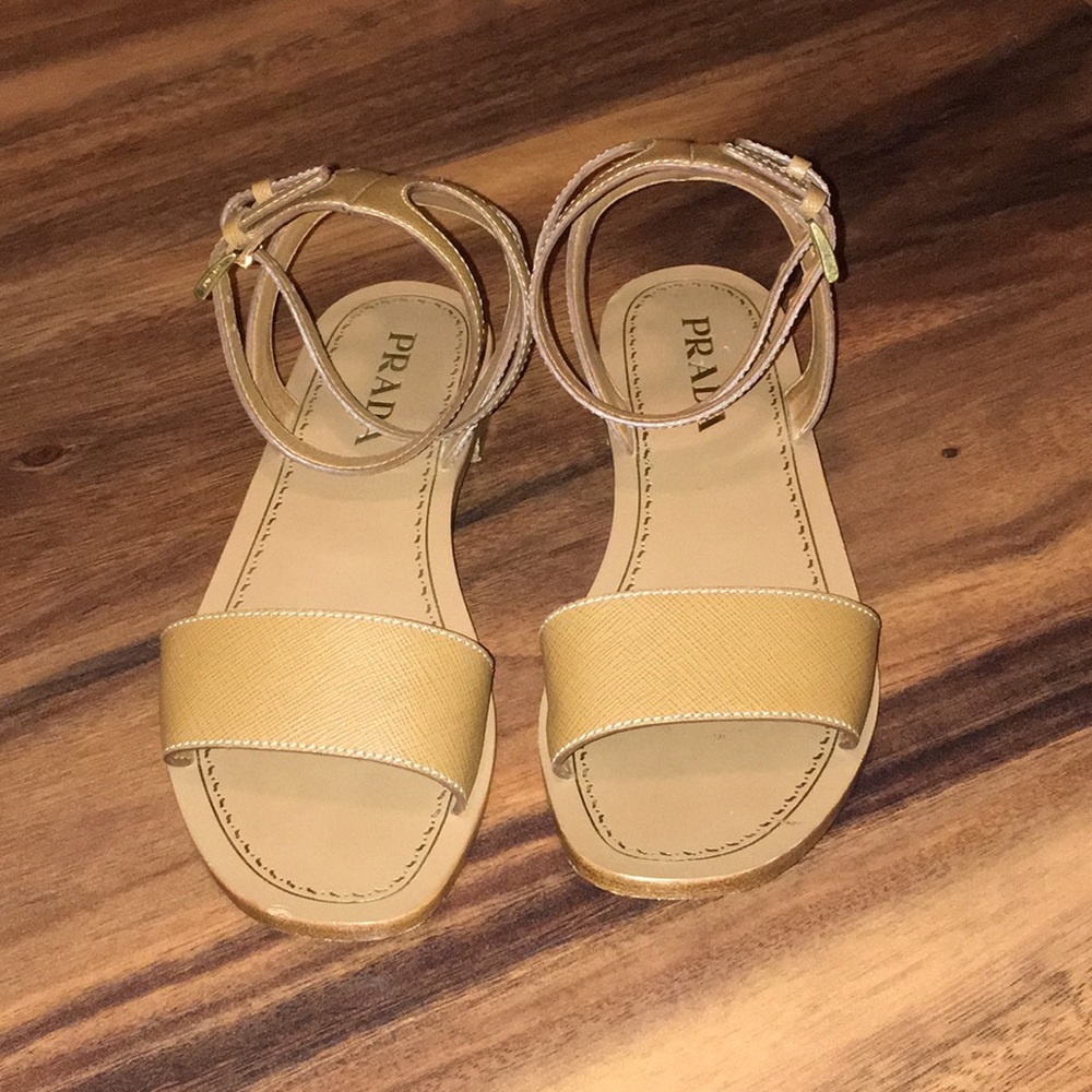 Prada Strappy Ankle Sandals - LIKE NEW 🌼